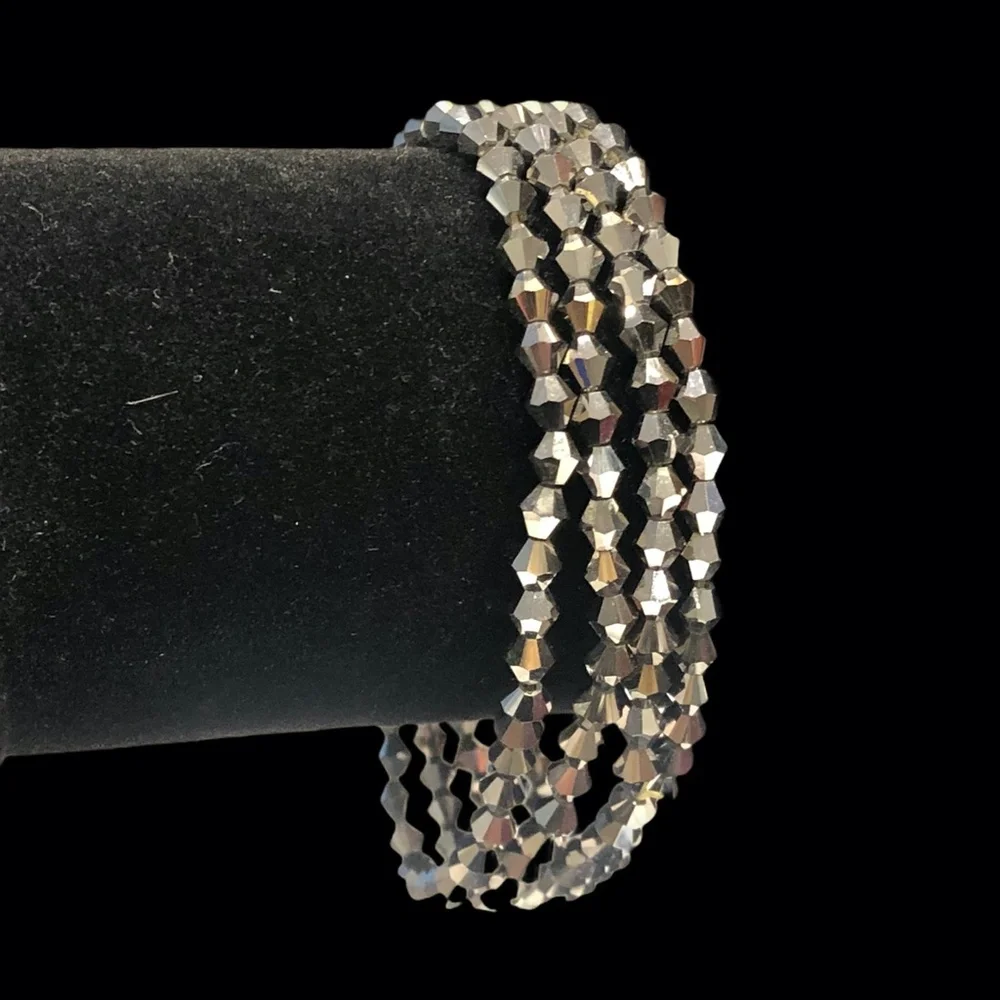 VINTAGE SILVER MIRRORED FACETED AURORA BOREALIS STRETCH BRACELET - SET OF 4